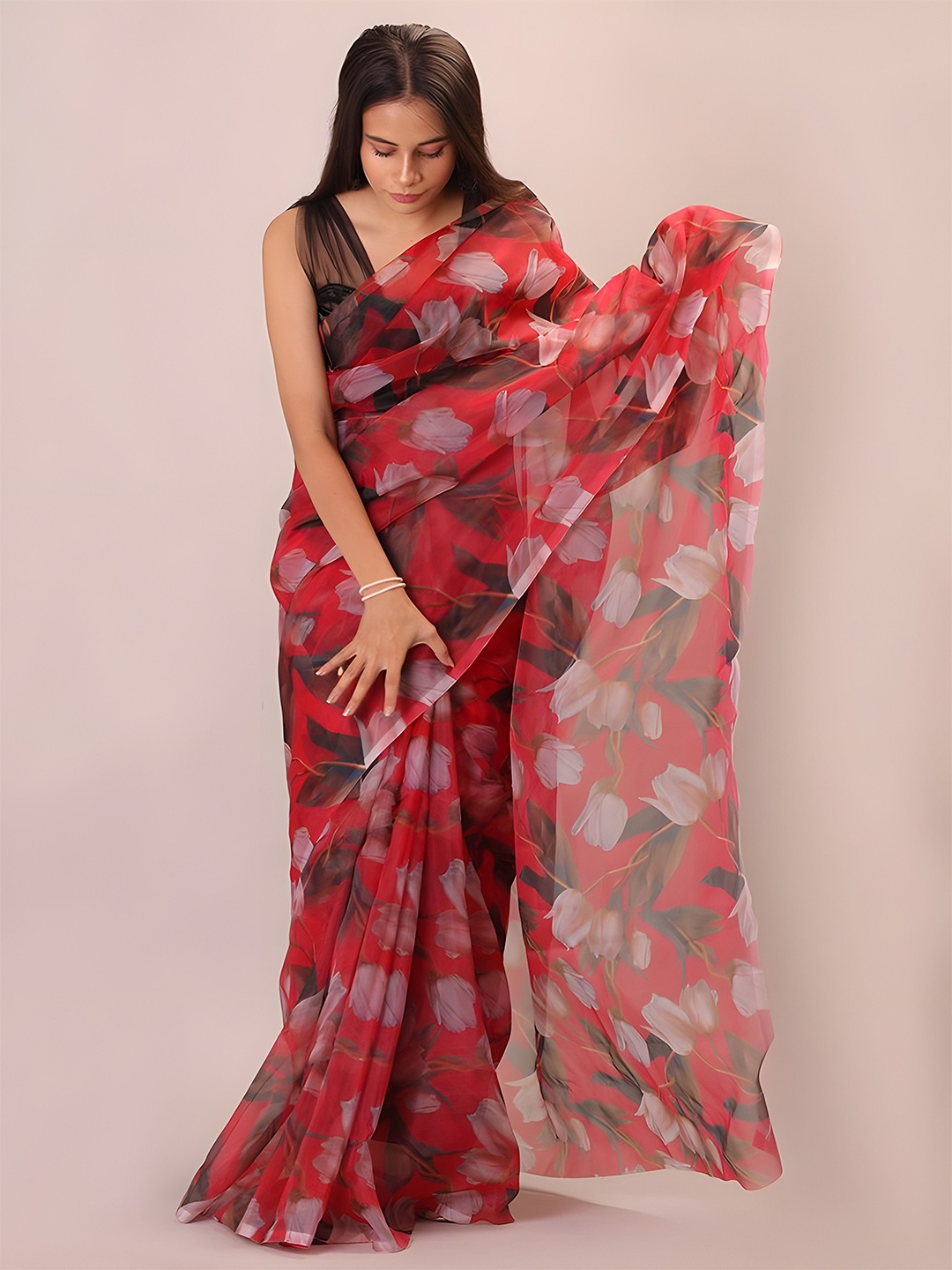 

Anouk Floral Saree with Blouse, Red