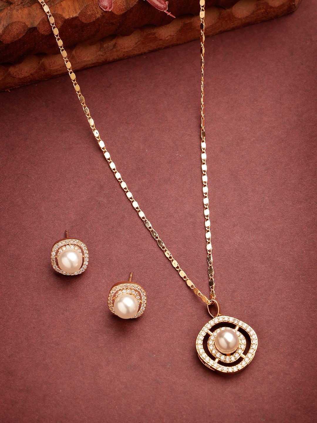 

RARE1STUDIO Gold-Plated Artificial Stones & Beads Studded Pendant Set
