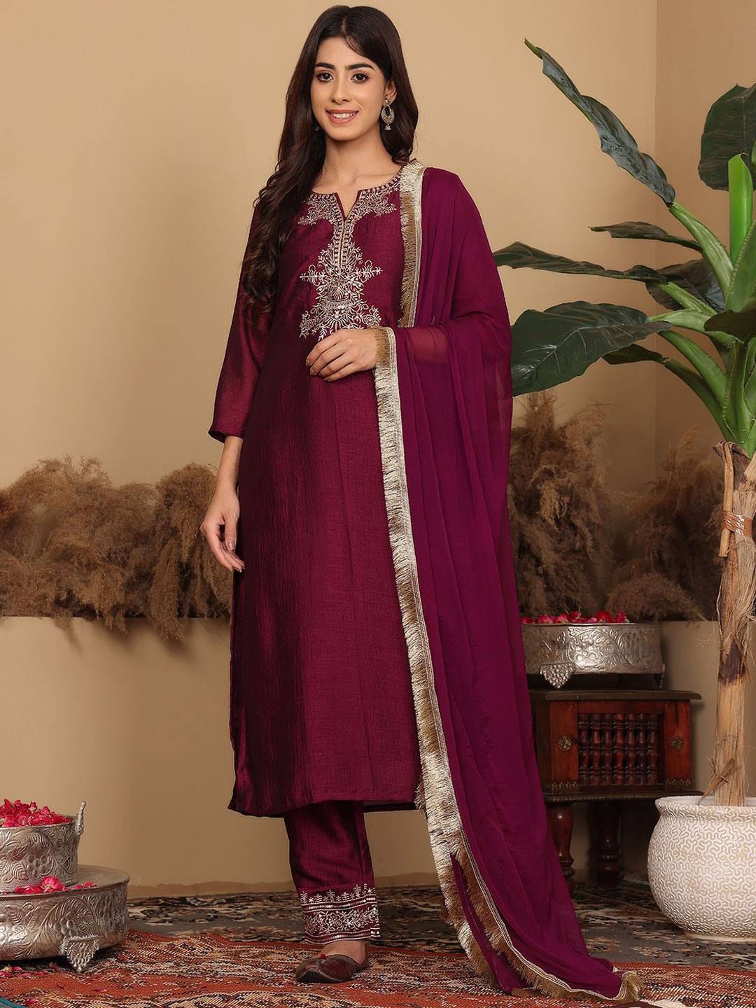 

Varanga Ethnic Motifs Embroidered Regular Kurta with Trousers & Dupatta, Violet