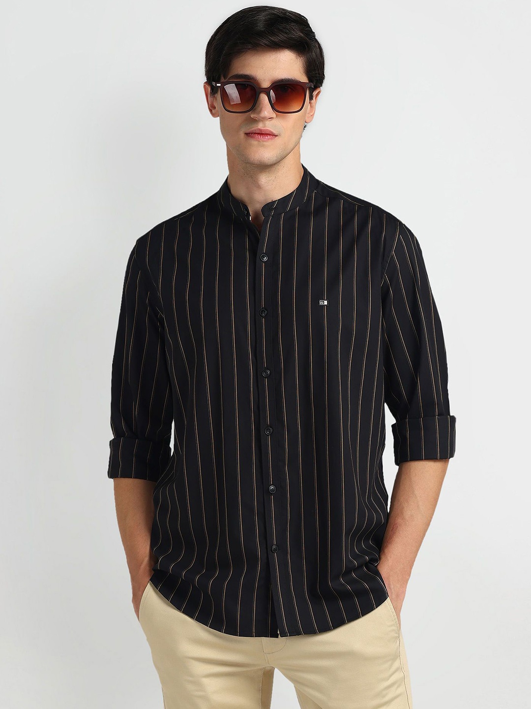 

Arrow Sport Men Slim Fit Vertical Striped Cotton Casual Shirt, Black