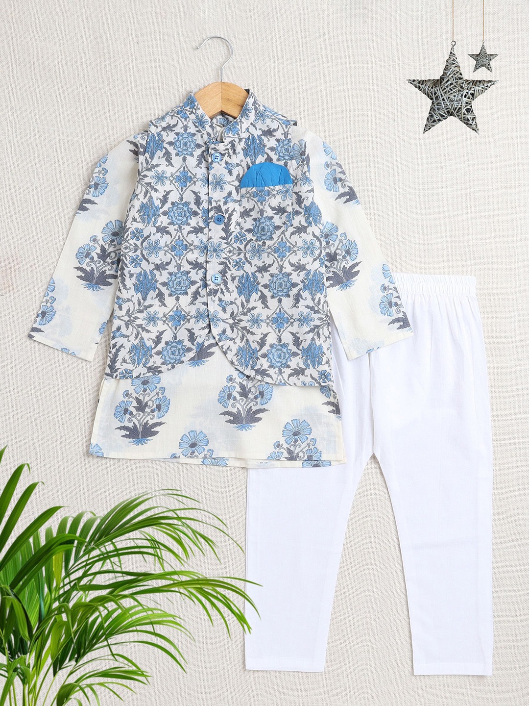 

The Magic Wand Boys Ethnic Motifs Printed Pure Cotton Straight Kurta with Pyjamas, Blue