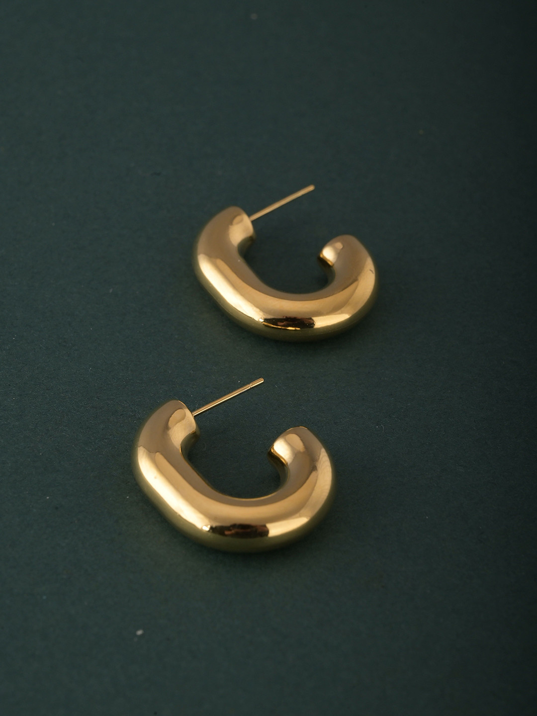 

PALMONAS Circular Half Hoop Earrings, Gold