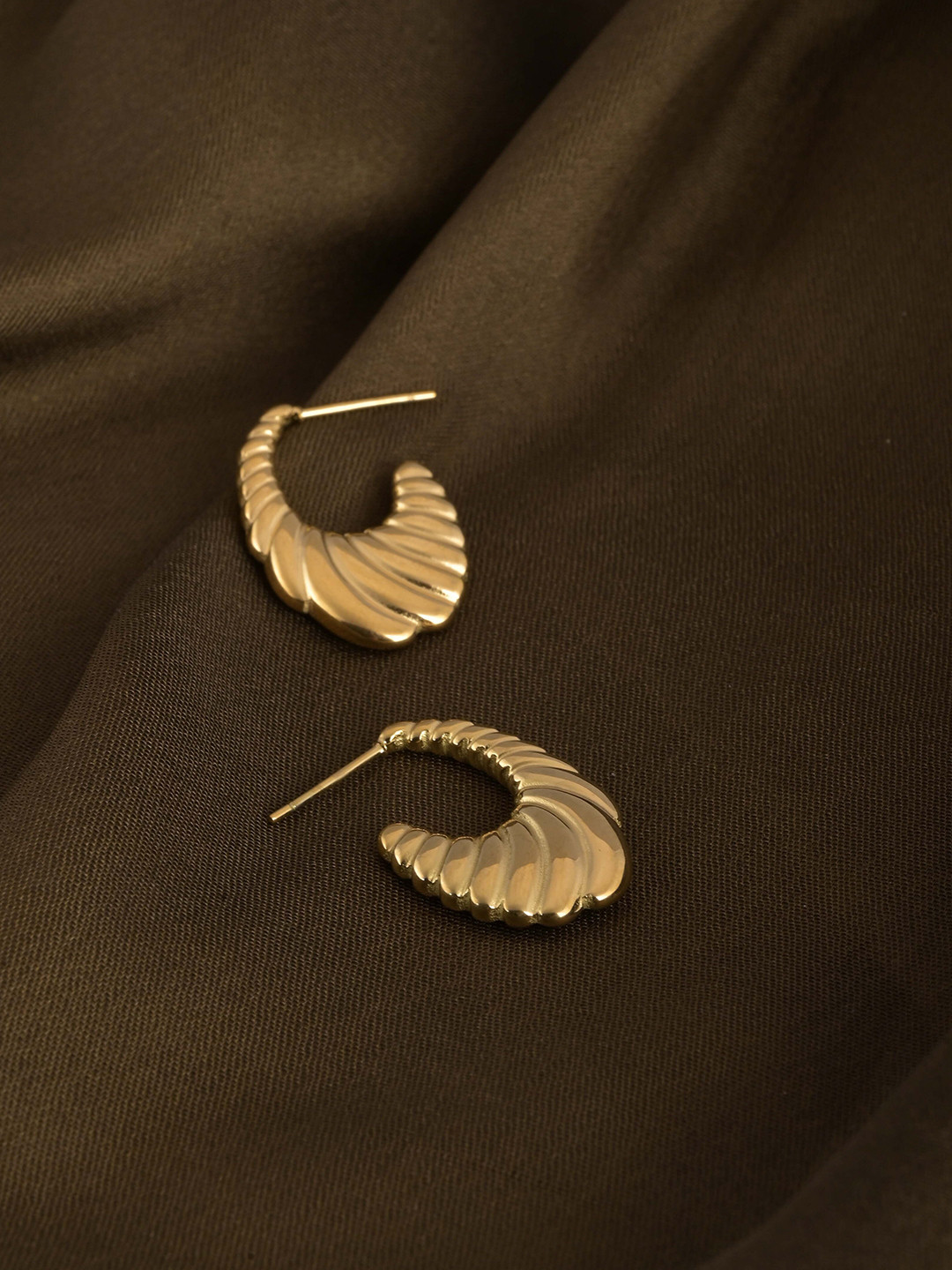 

PALMONAS Circular Hoop Earrings, Gold