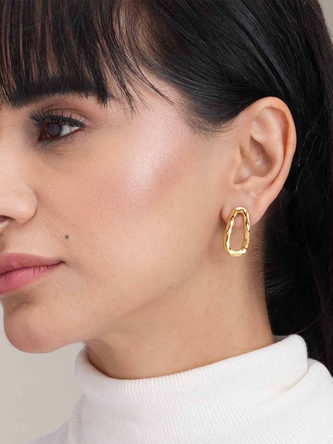 

PALMONAS Gold-Plated Teardrop Shaped Studs Earrings