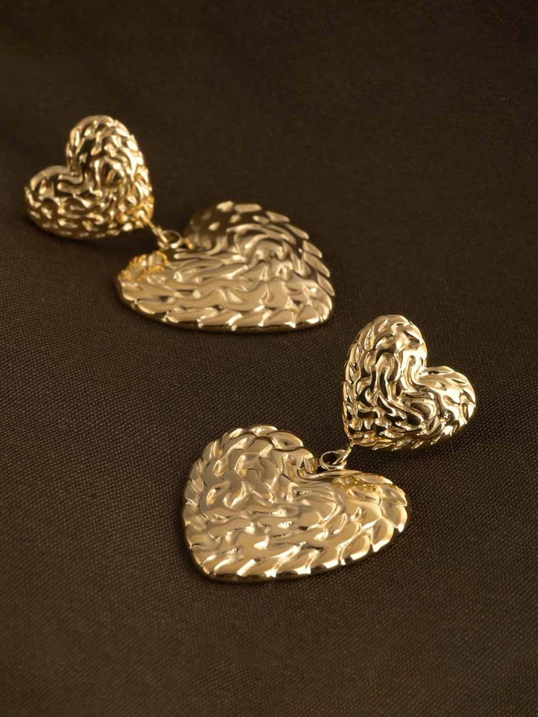 

PALMONAS Rippled Hearts Gold-Plated Heart Shaped Drop Earrings