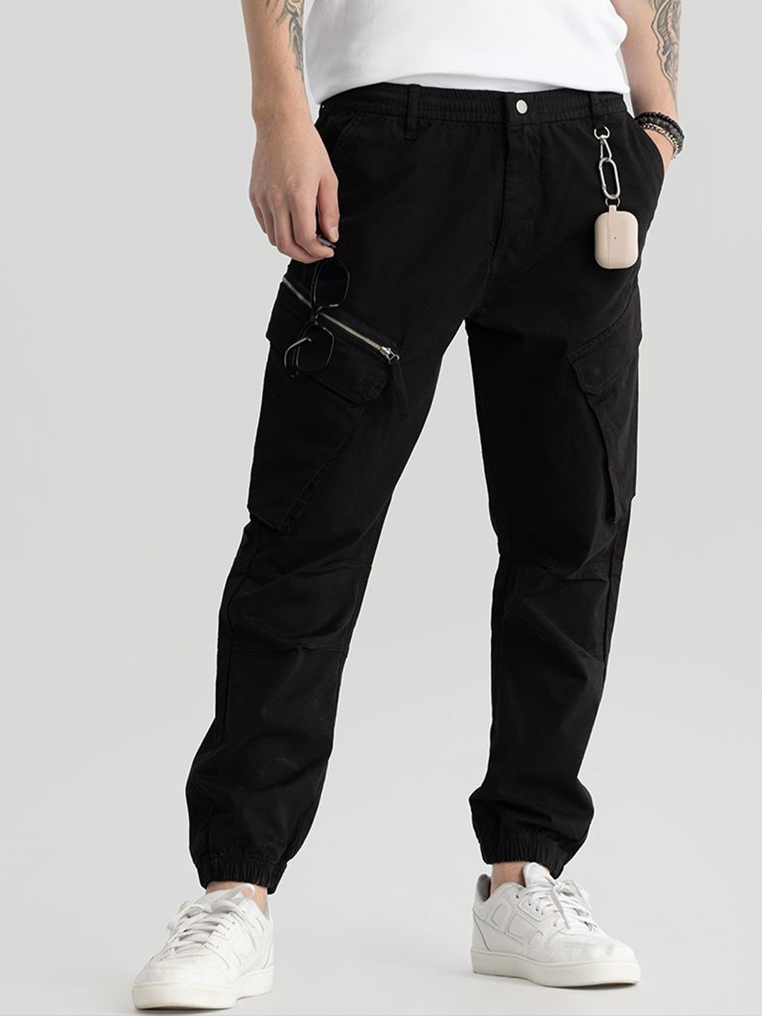 

Snitch Men Classic Loose Fit Joggers Trousers, Black