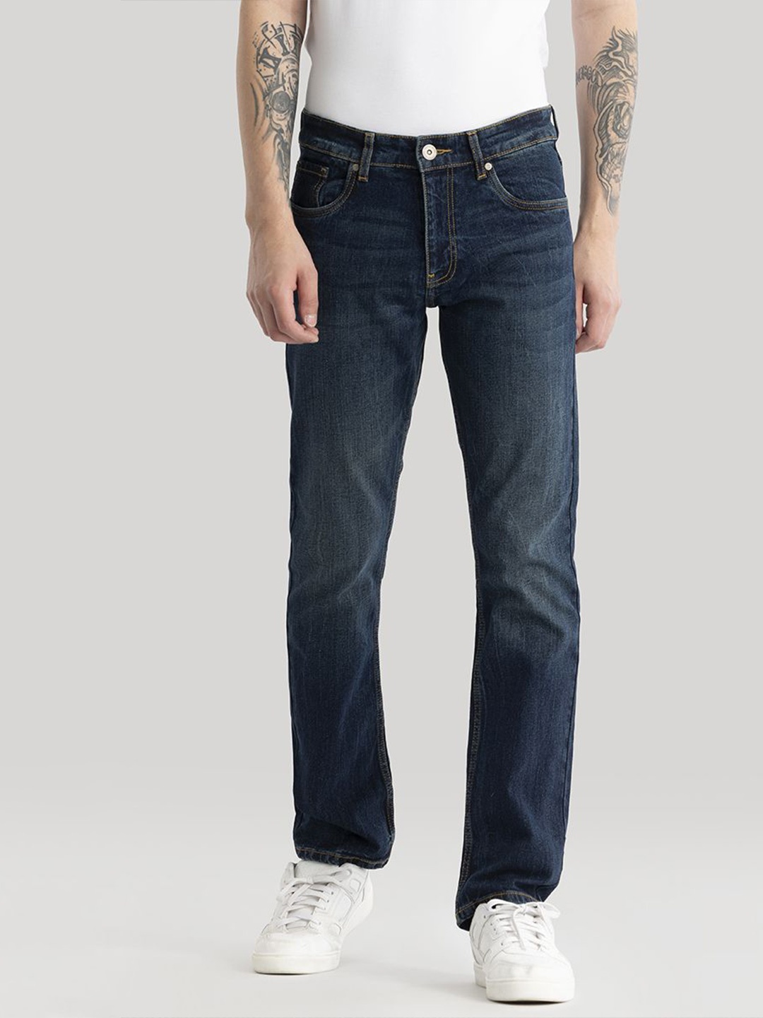 

Snitch Men Slim Fit Light Fade Stretchable Jeans, Blue