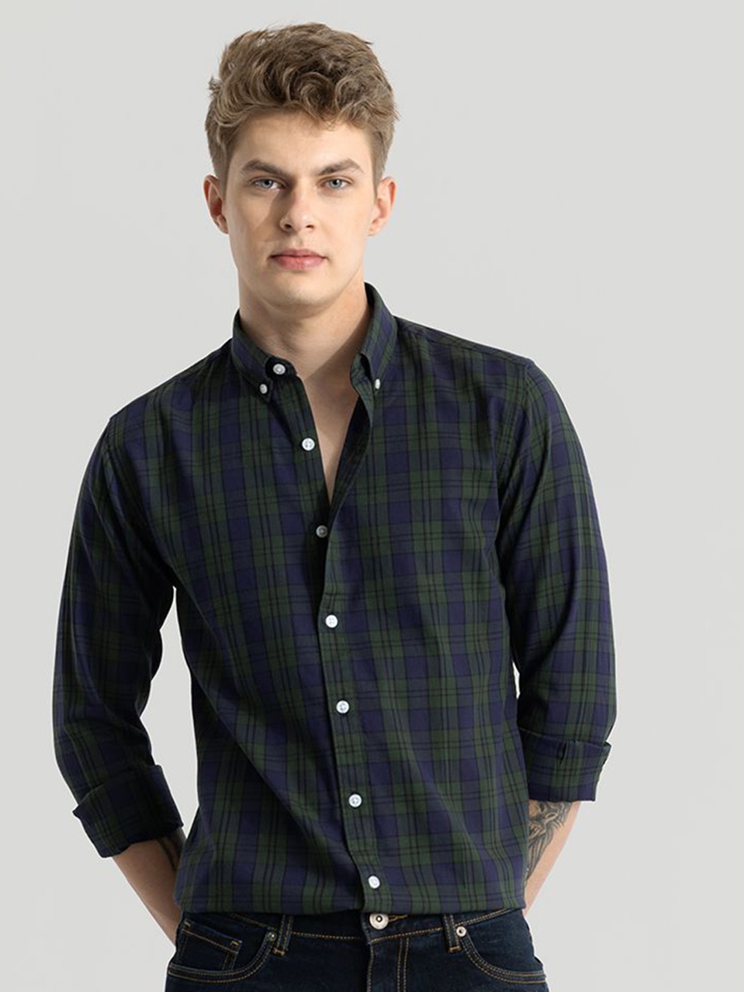 

Snitch Men Classic Slim Fit Opaque Checked Casual Shirt, Navy blue