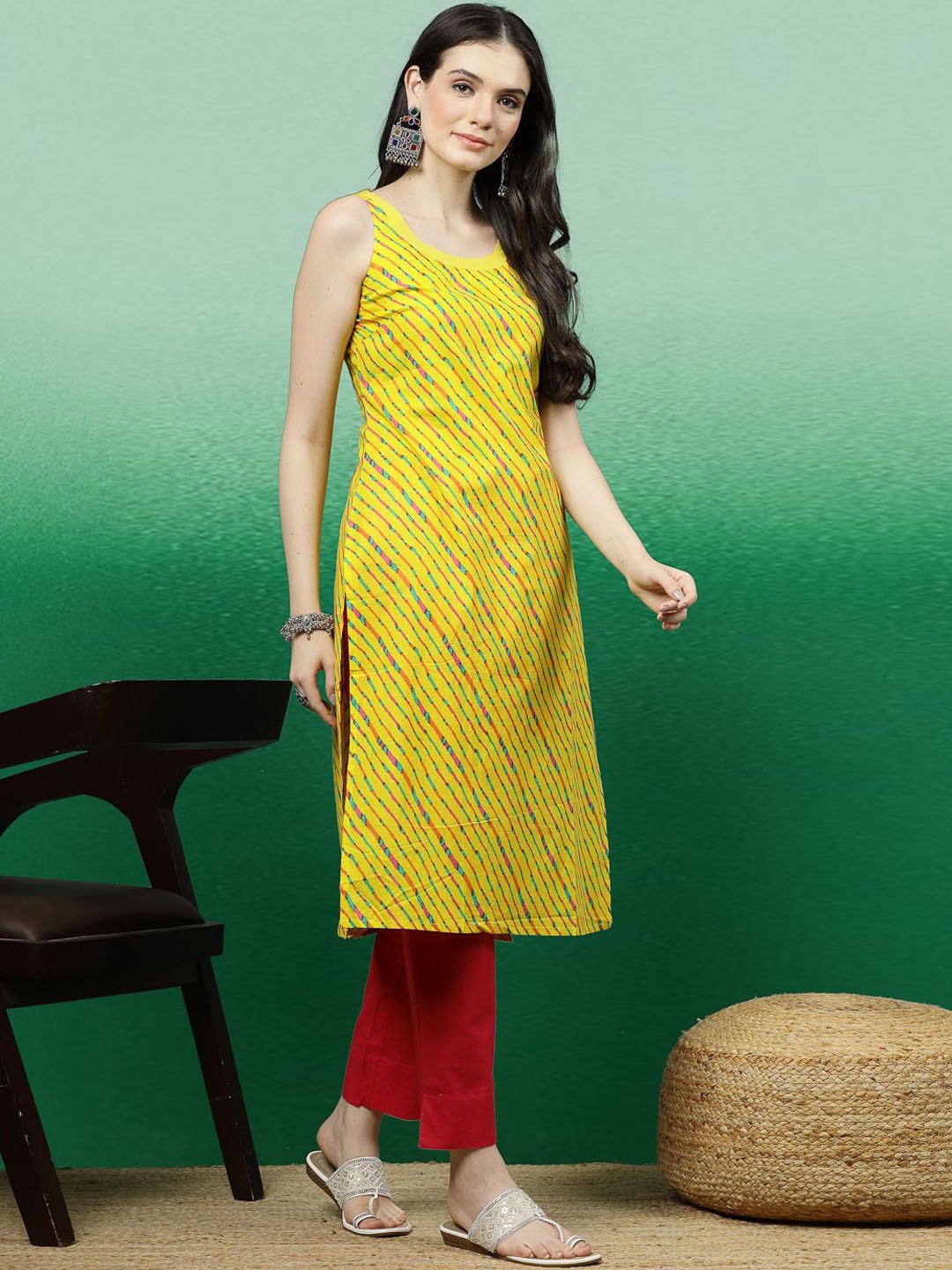 

Sangria Yellow Leheriya Printed Pure Cotton Straight Kurta