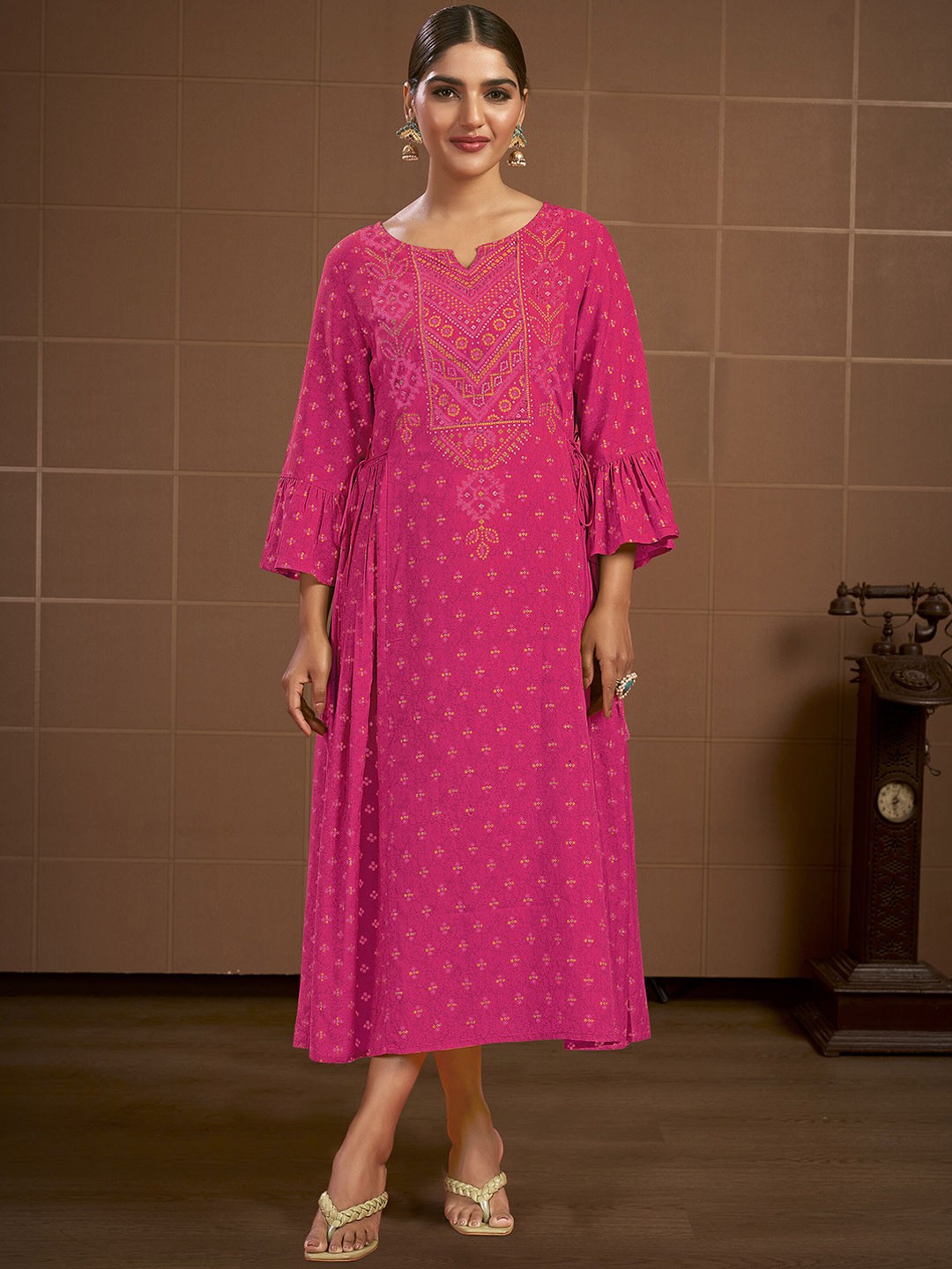 

IWUMAN Ethnic Motifs Printed Bell Sleeves A-Line Midi Ethnic Dress, Pink