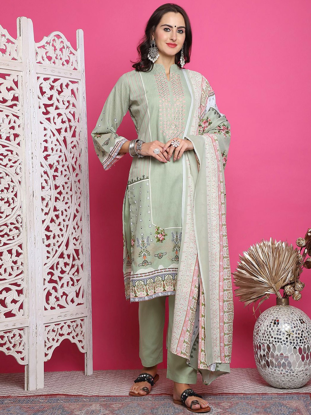 

Stylee LIFESTYLE Floral Printed Thread Work Unstitched Dress Material, Green