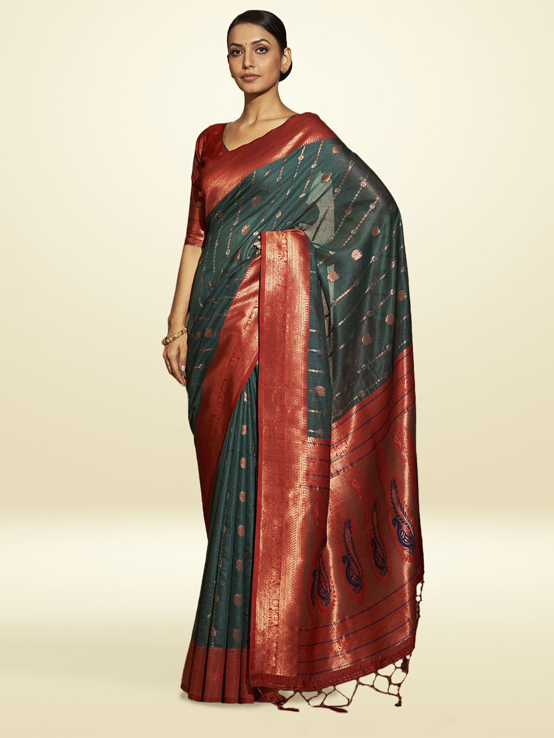 

Aura Zari Woven Striped Pure Cotton Saree, Green