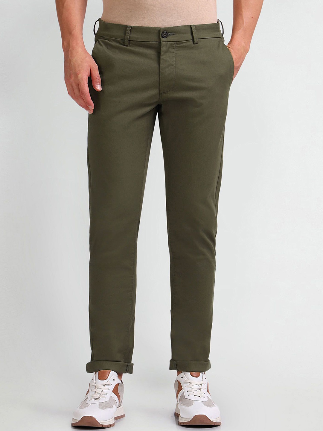 

Arrow Sport Men Solid Mid Rise Slim Fit Regular Trousers, Green