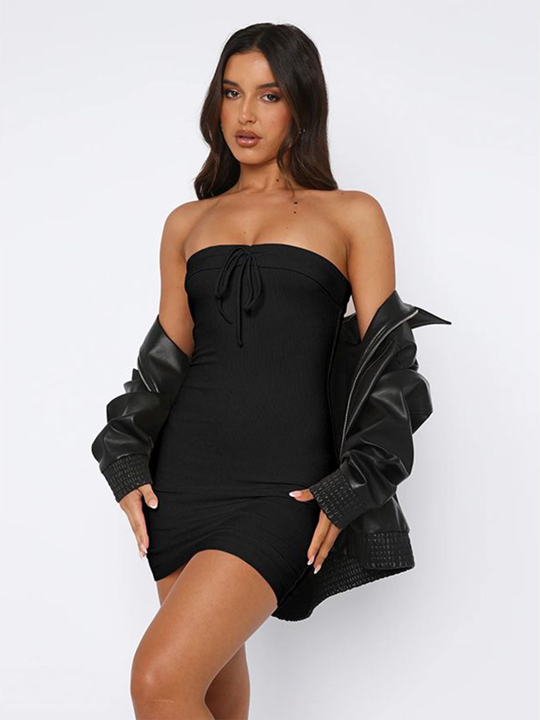 

StyleCast x Revolte Solid Chiffon Bodycon Mini Dress, Black