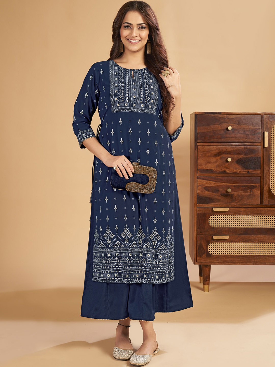 

IWUMAN Women Geometric Printed Thread Work Georgette Kurta, Navy blue