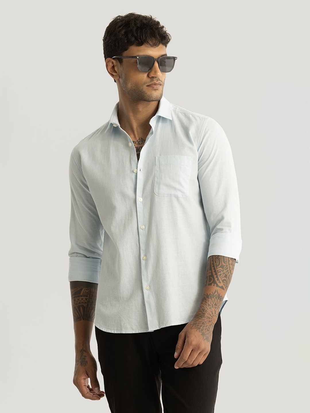 

Snitch Men Smart Spread Collar Solid Linen Slim Fit Semiformal Shirt, Blue