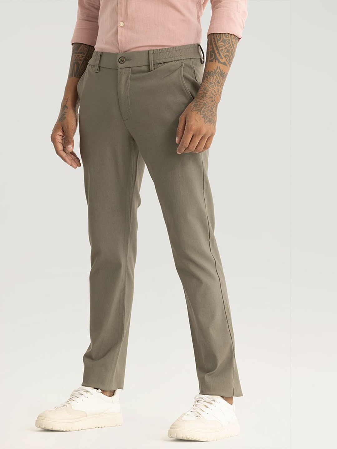 

Snitch Men Solid Mid Rise Smart Slim Fit Chinos Trousers, Khaki