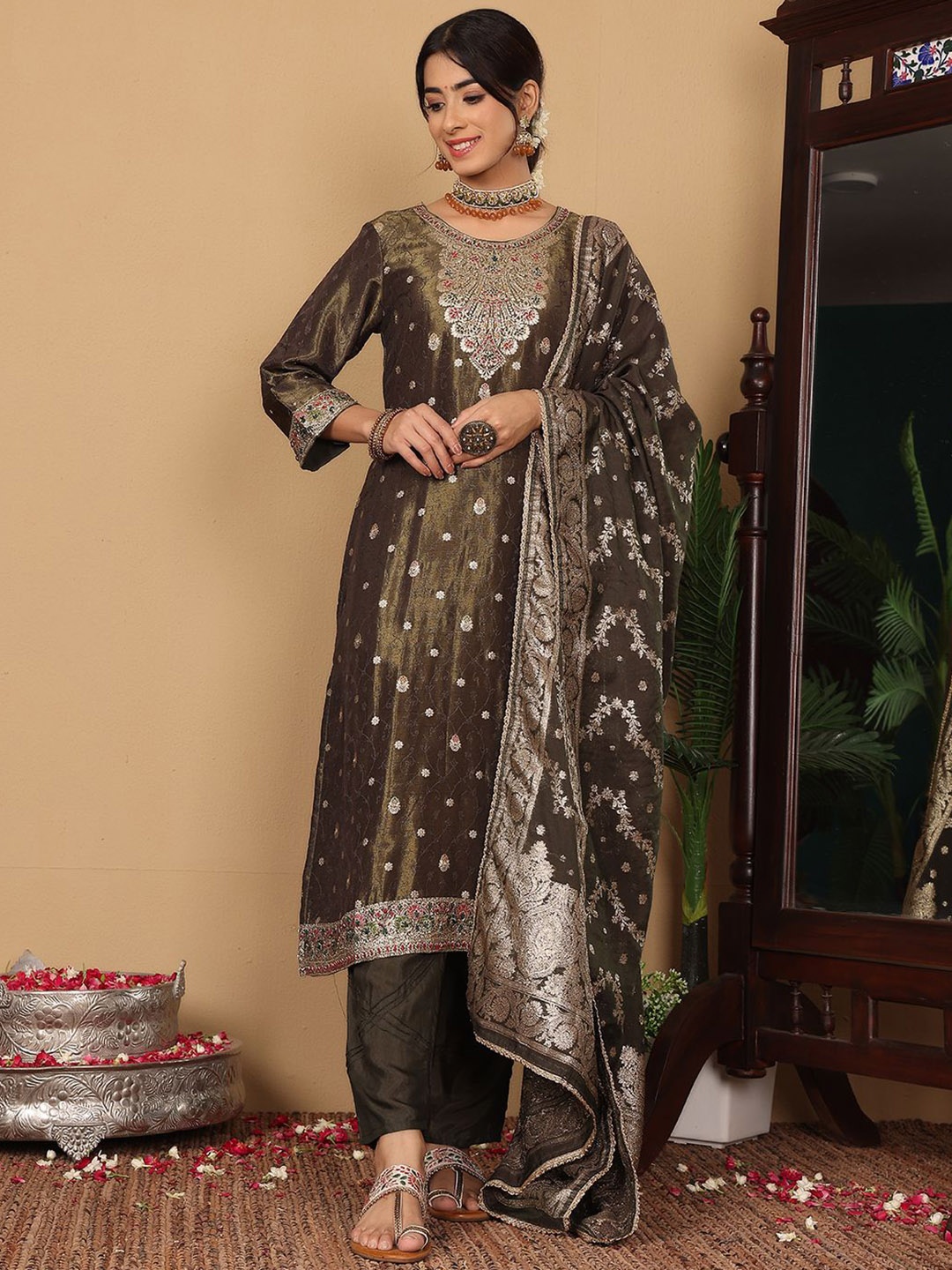 

Varanga Ethnic Motifs Woven Design Zari Pure Silk Straight Kurta With Trouser & Dupatta, Metallic