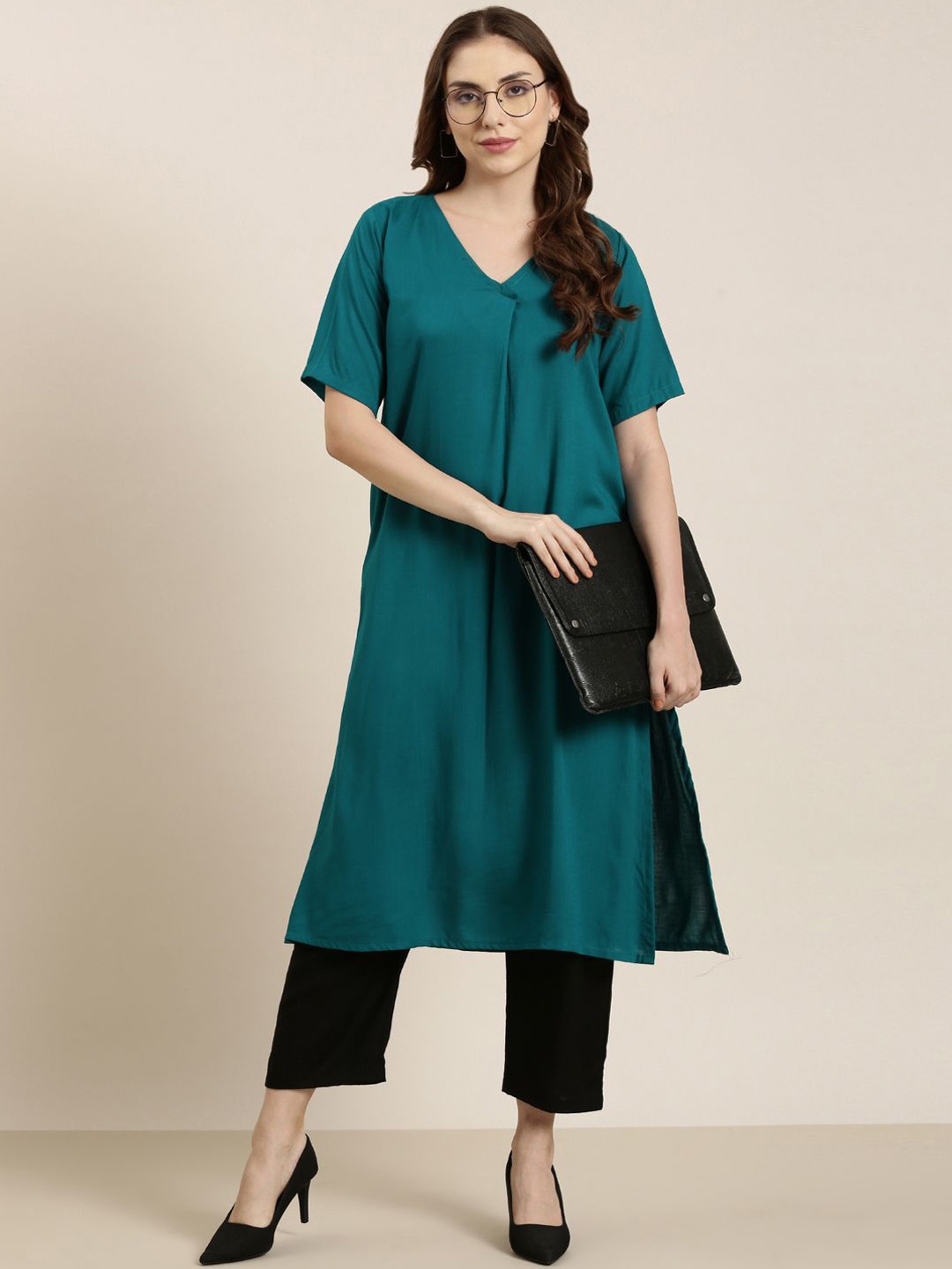 

SHOOLIN Regular Straight Kurta with Trousers, Blue
