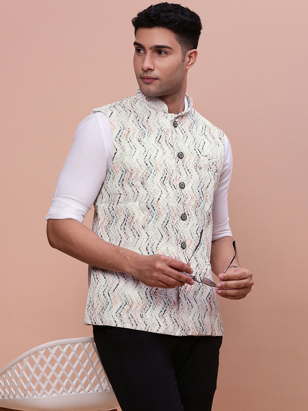 

SHOWOFF Embellished Men's Slim Fit Nehru Jackets, Cream