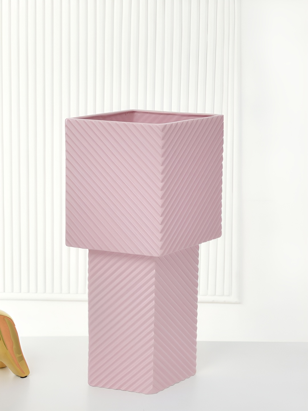 

Athome by Nilkamal Pink Textured Dolomite Flower Vase
