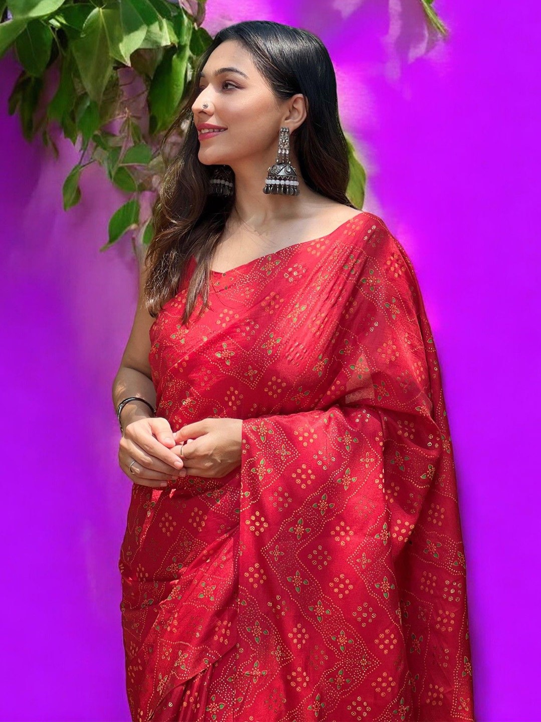 

Vastrasky Global Bandhani No Border Saree, Maroon