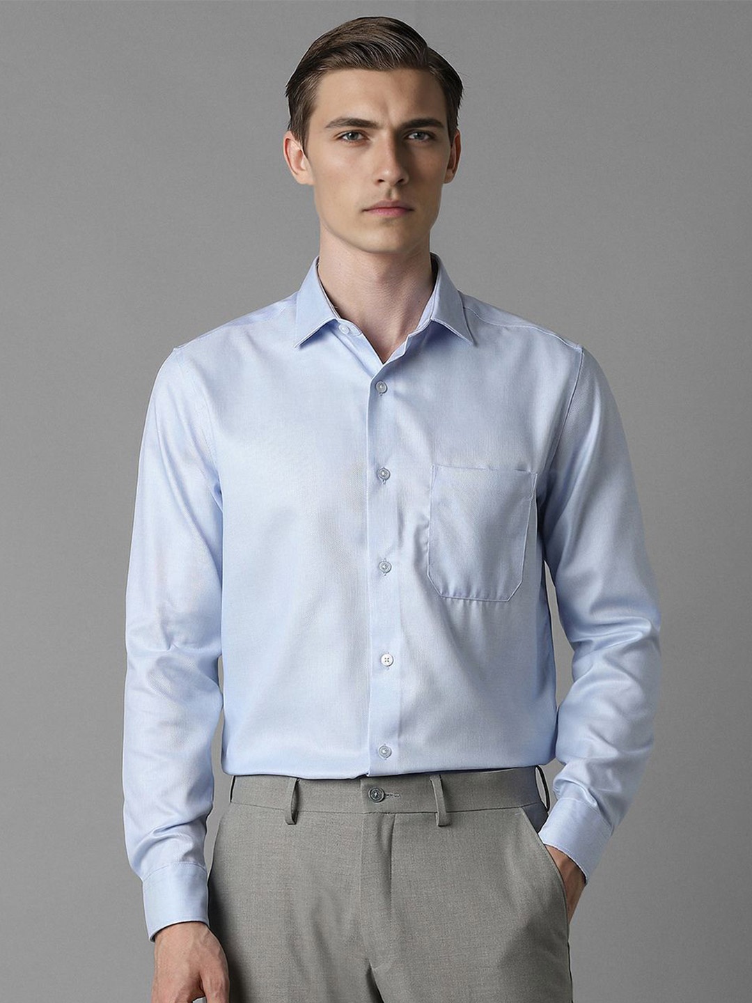 

Louis Philippe Men Spread Collar Textured Cotton Slim Fit Formal Shirt, Blue