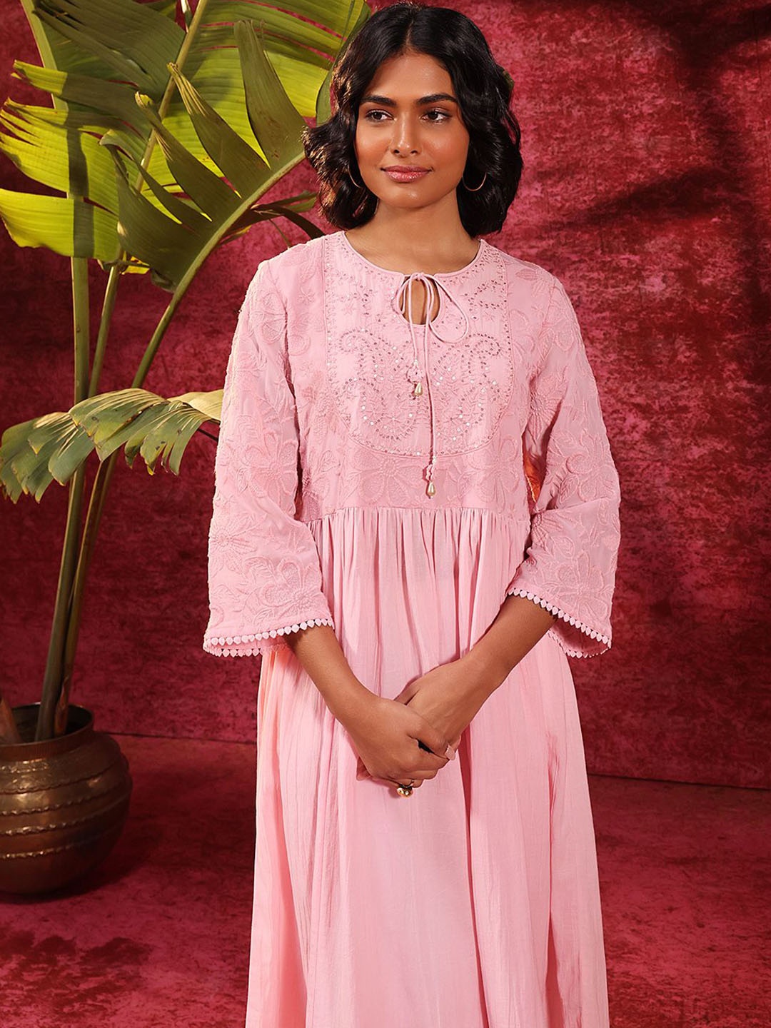 

Lakshita Floral Embroidered Keyhole Neck Thread Work Anarkali Kurta, Pink