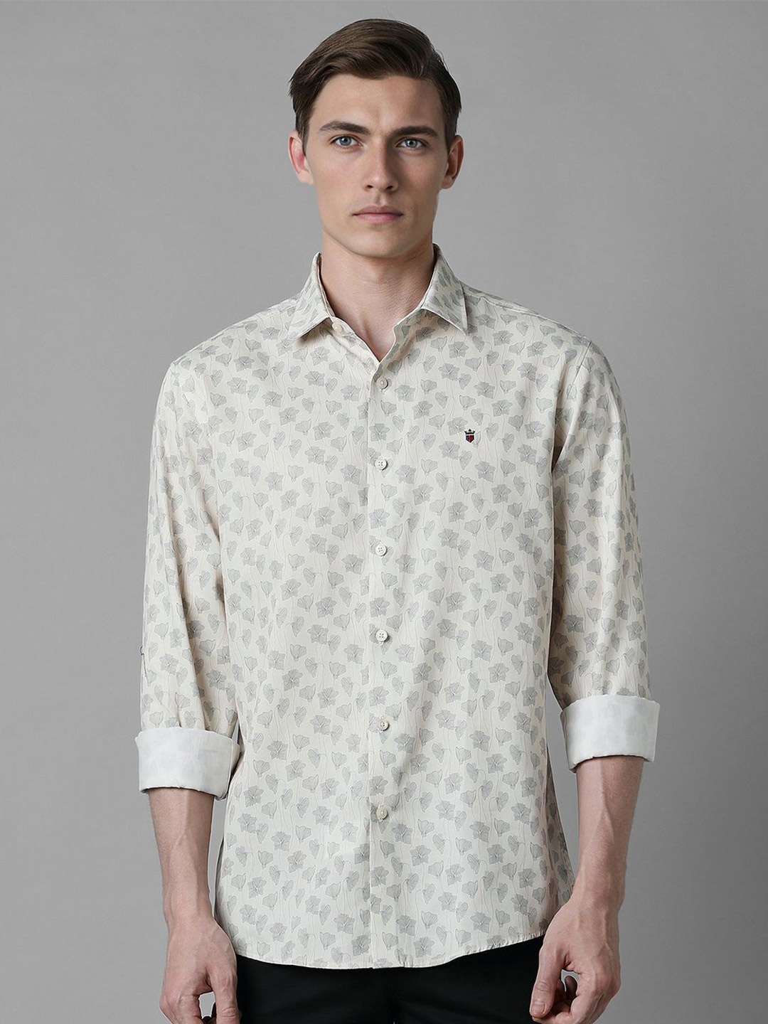 

Louis Philippe Sport Men Slim Fit Opaque Printed Casual Shirt, Cream