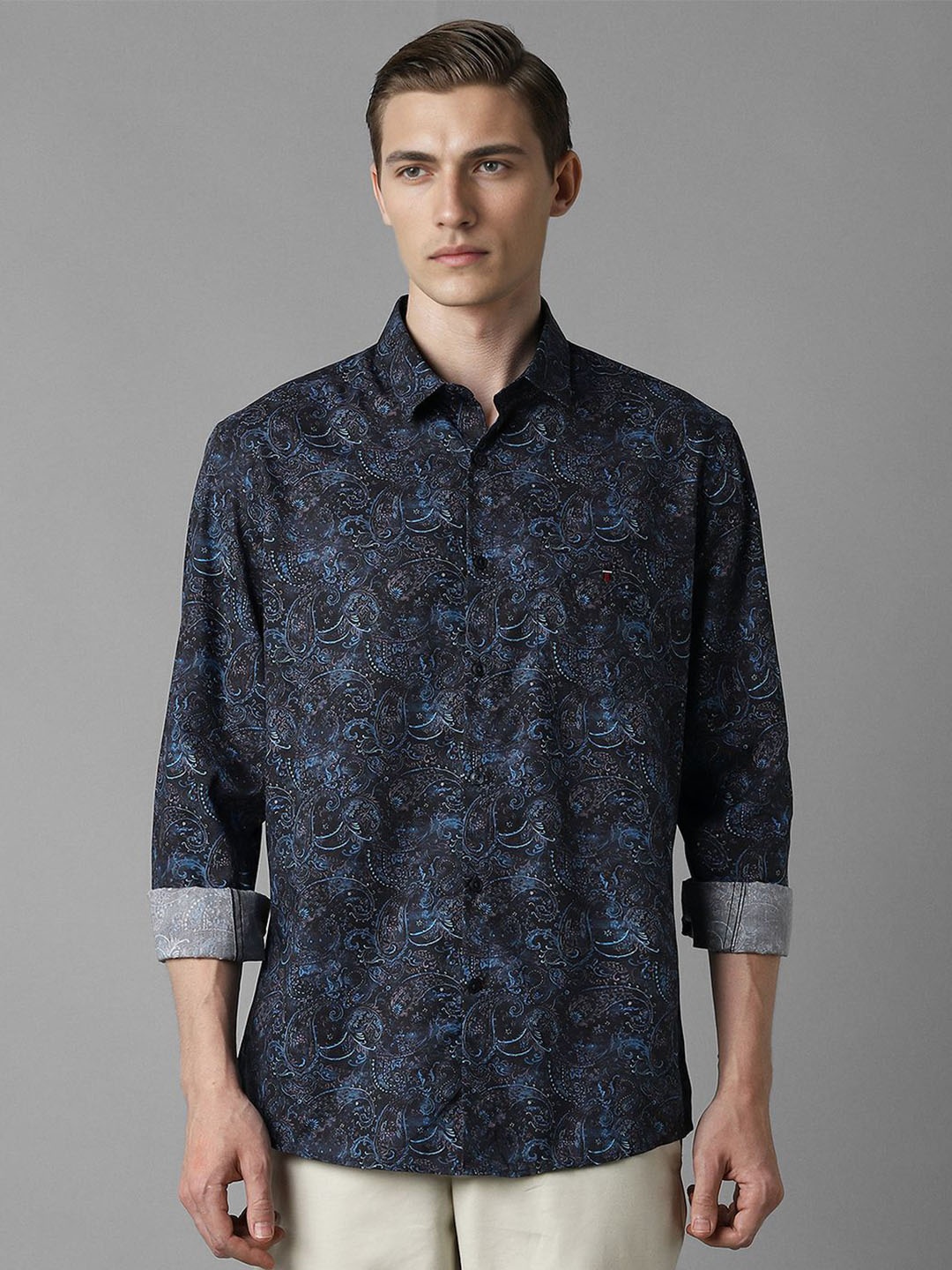 

Louis Philippe Sport Men Slim Fit Floral Opaque Printed Casual Shirt, Black