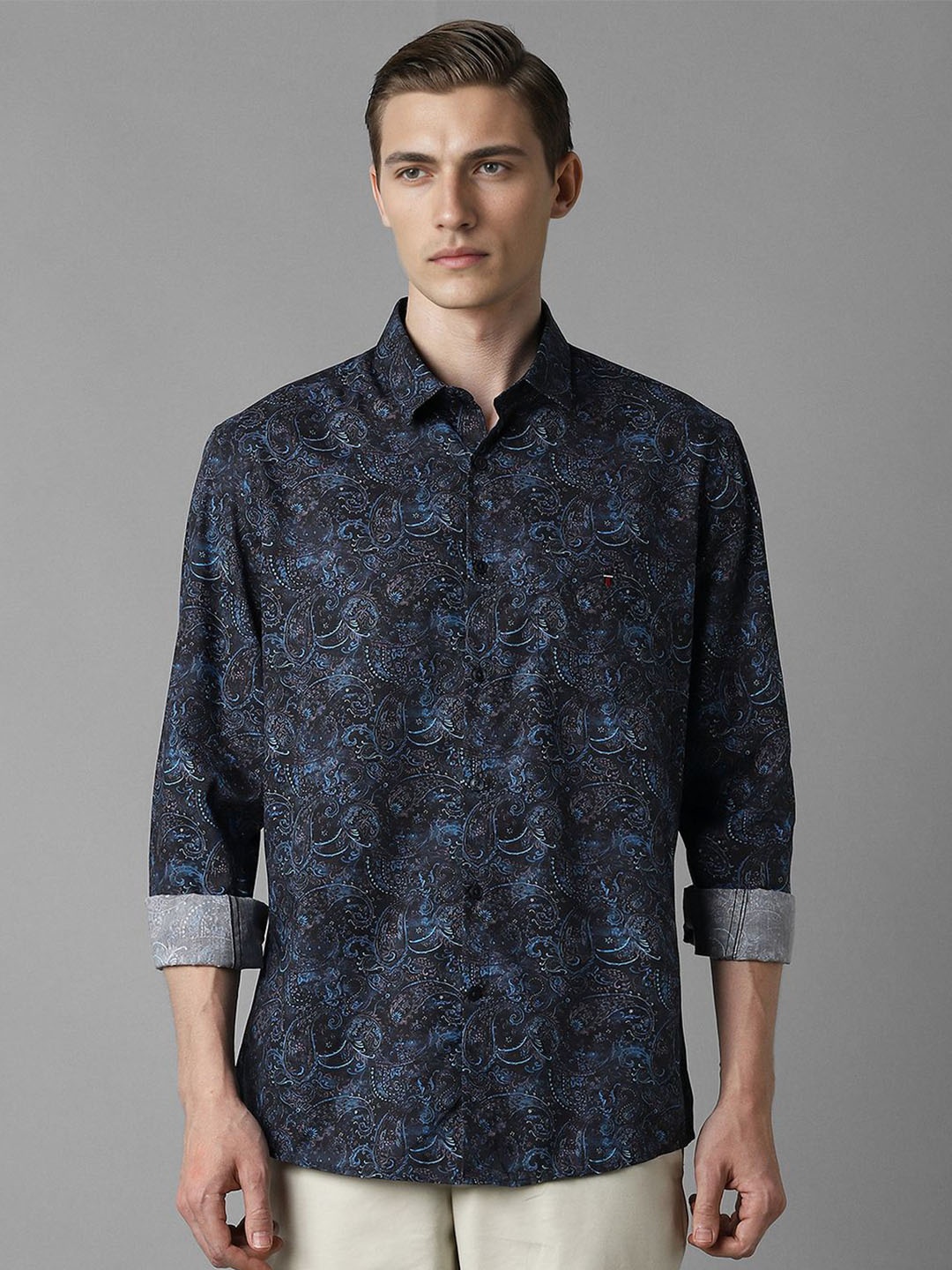 

Louis Philippe Sport Men Slim Fit Floral Opaque Printed Casual Shirt, Black