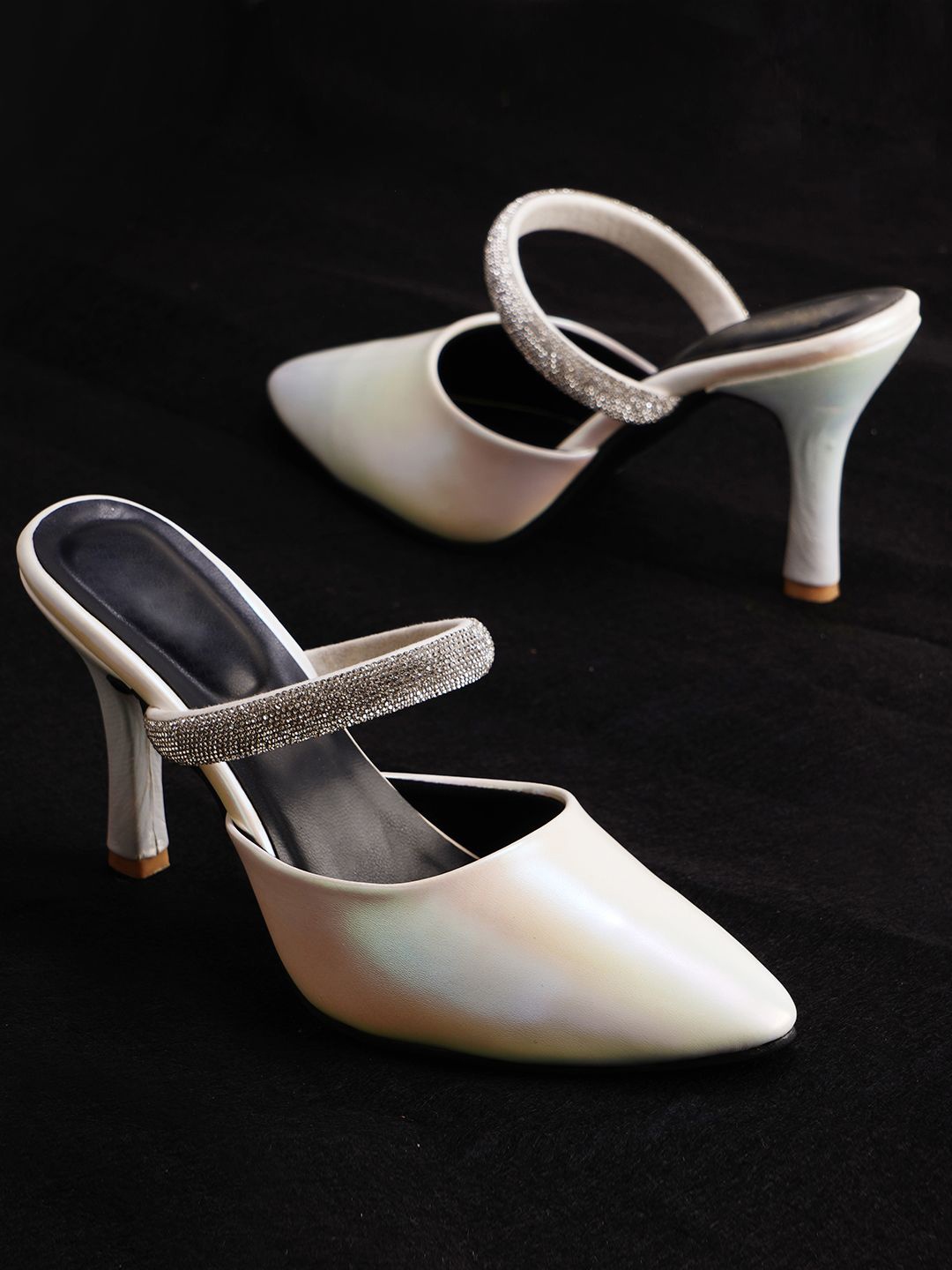 

JM Looks Pointed Toe Block Sandals, White