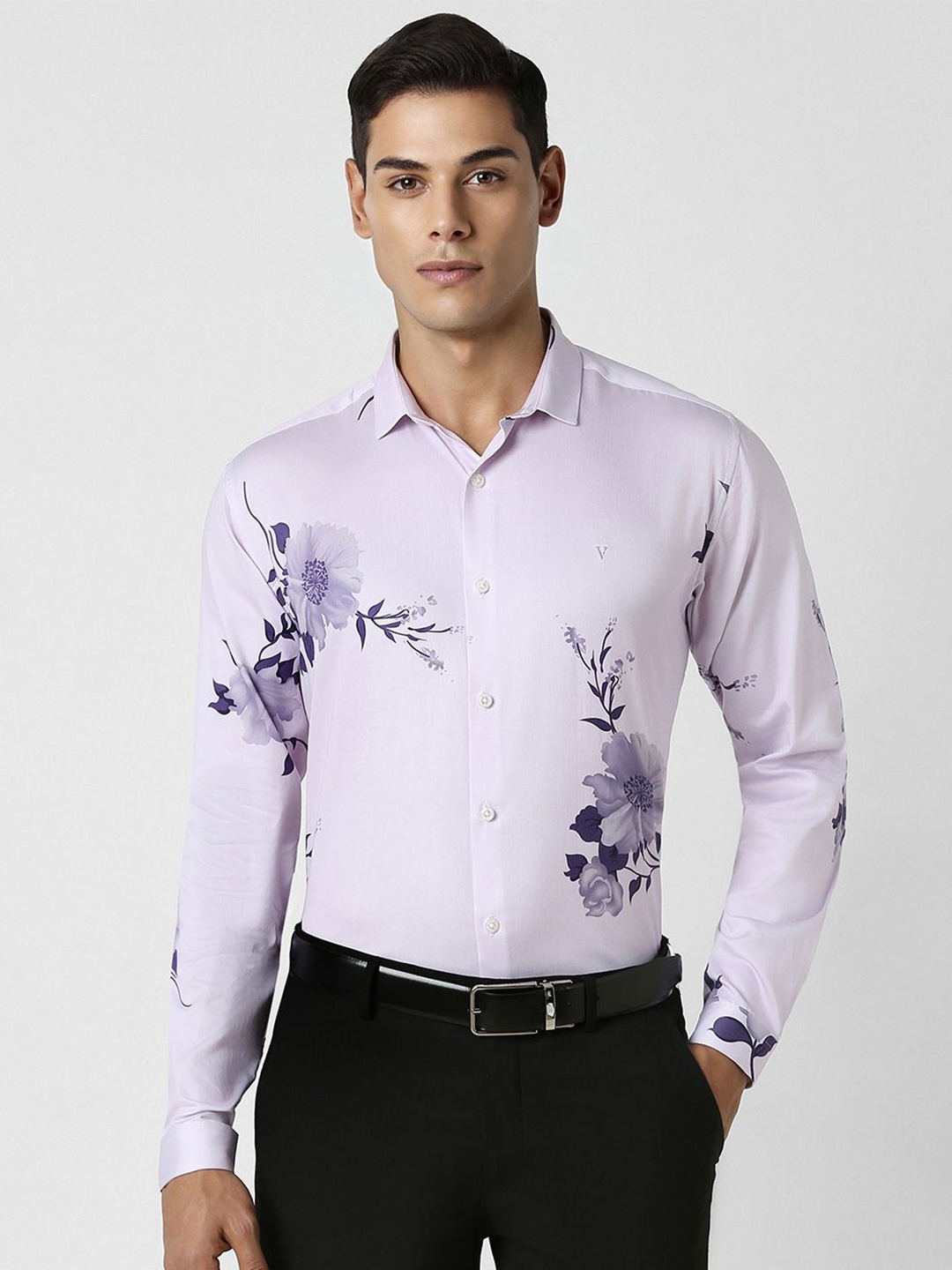 

V Dot Men Slim Fit Floral Opaque Party Shirt, Purple