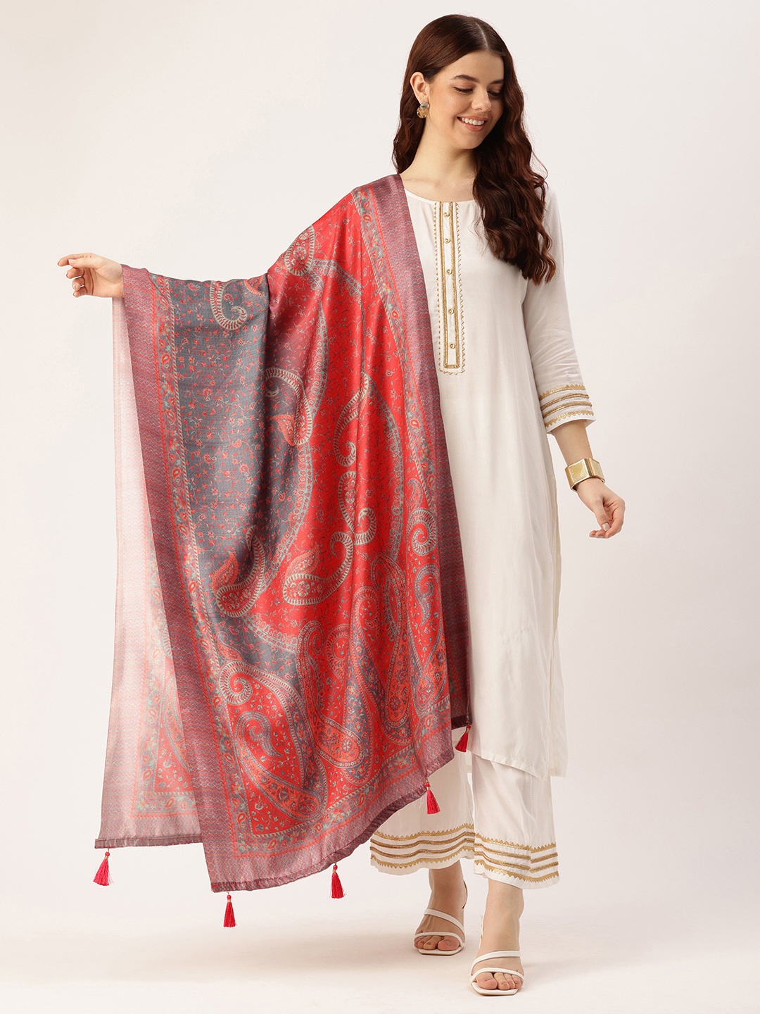 

Ishin Paisley Woven Design Cotton Dupatta, Red