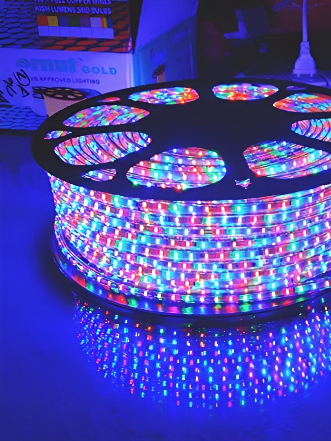 

SPARK WORLD Blue & Red Rice Shaped String Lights