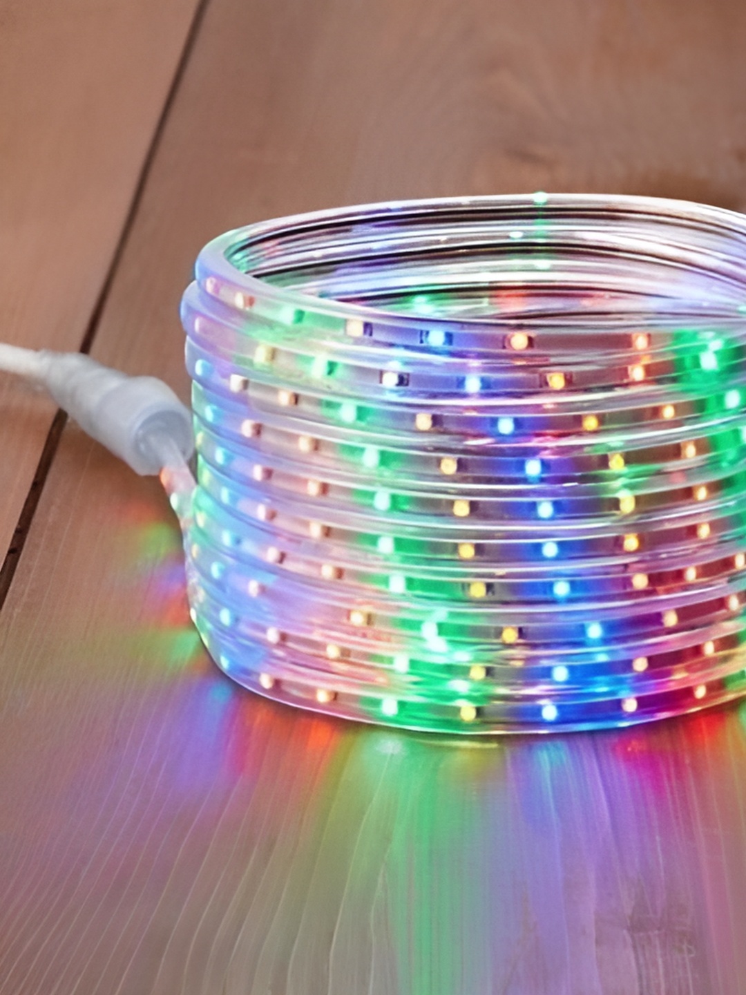 

SPARK WORLD Green & Red Rice-Shaped String Lights