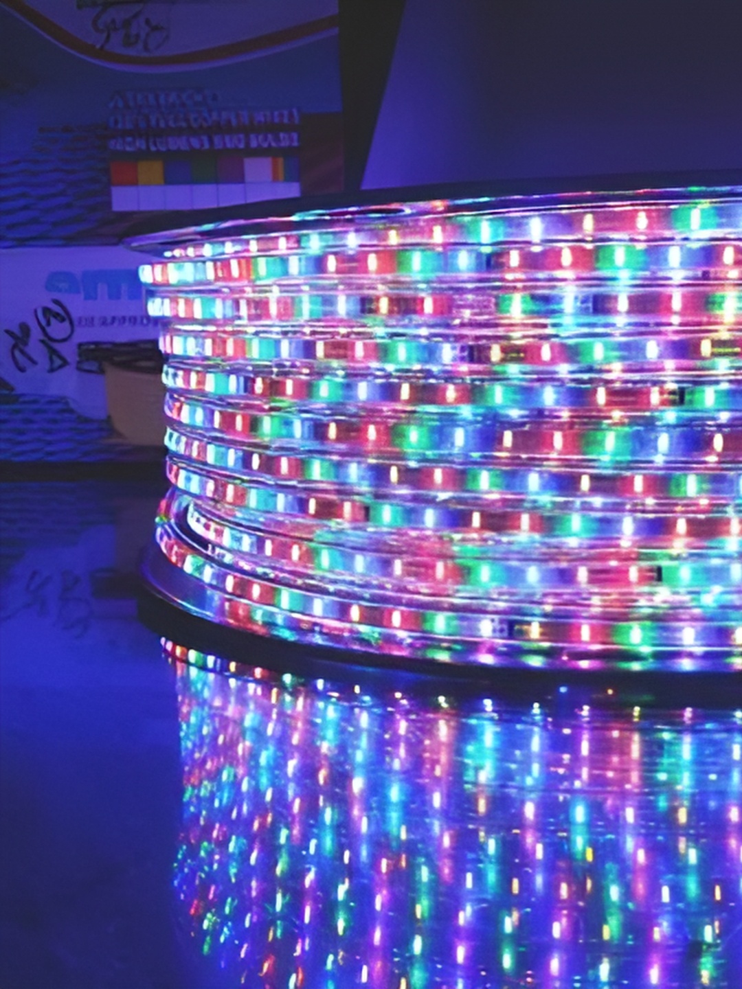 

SPARK WORLD Red & Blue Rice Shaped LED String Lights