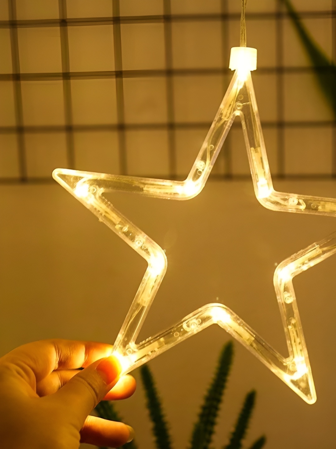 

SPARK WORLD Yellow Star Shape LED String Light