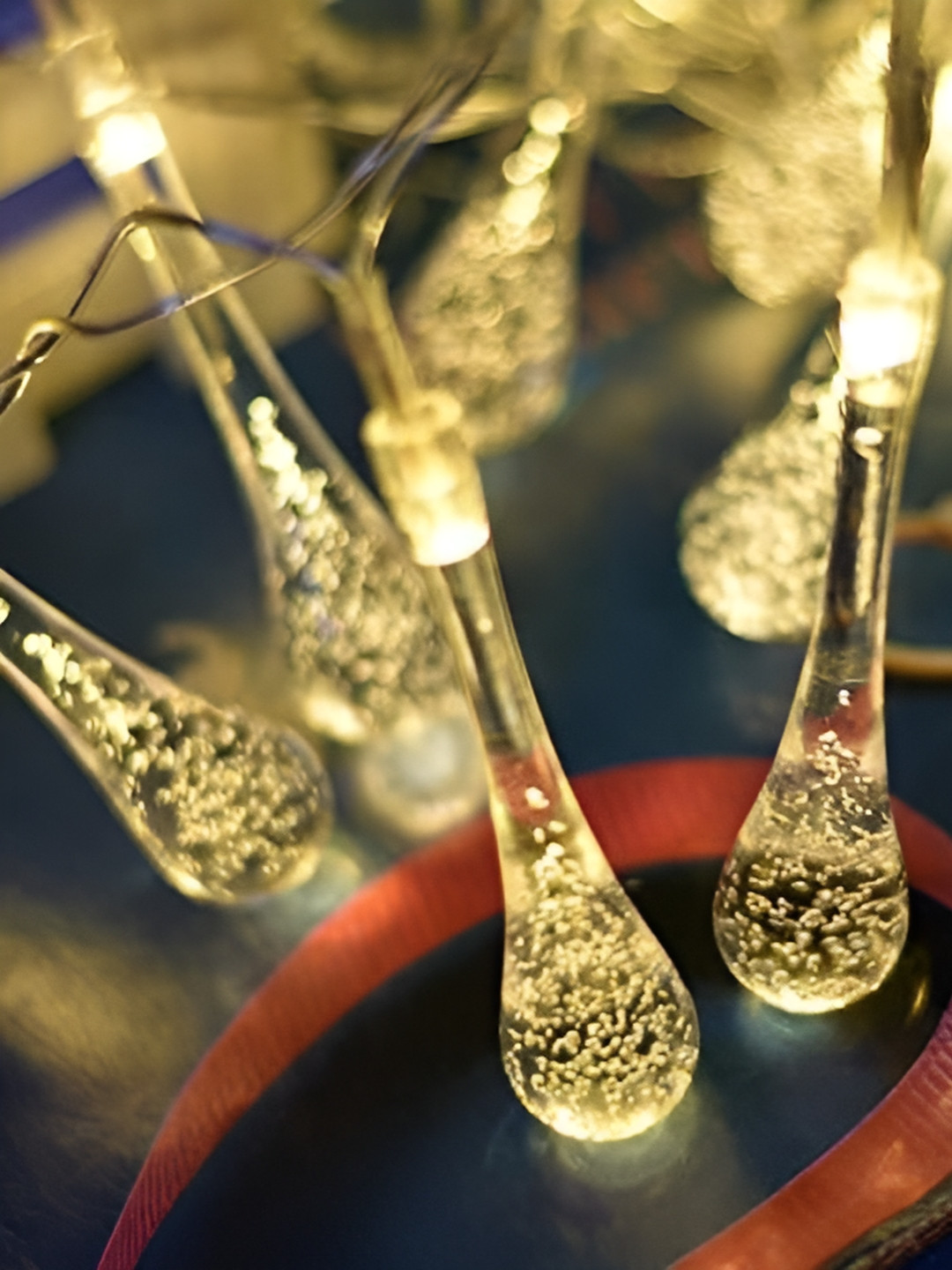 

SPARK WORLD Yellow Teardrop Shape String Lights