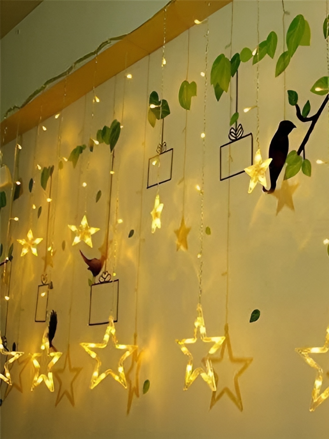 

SPARK WORLD Yellow Star Shape String Lights