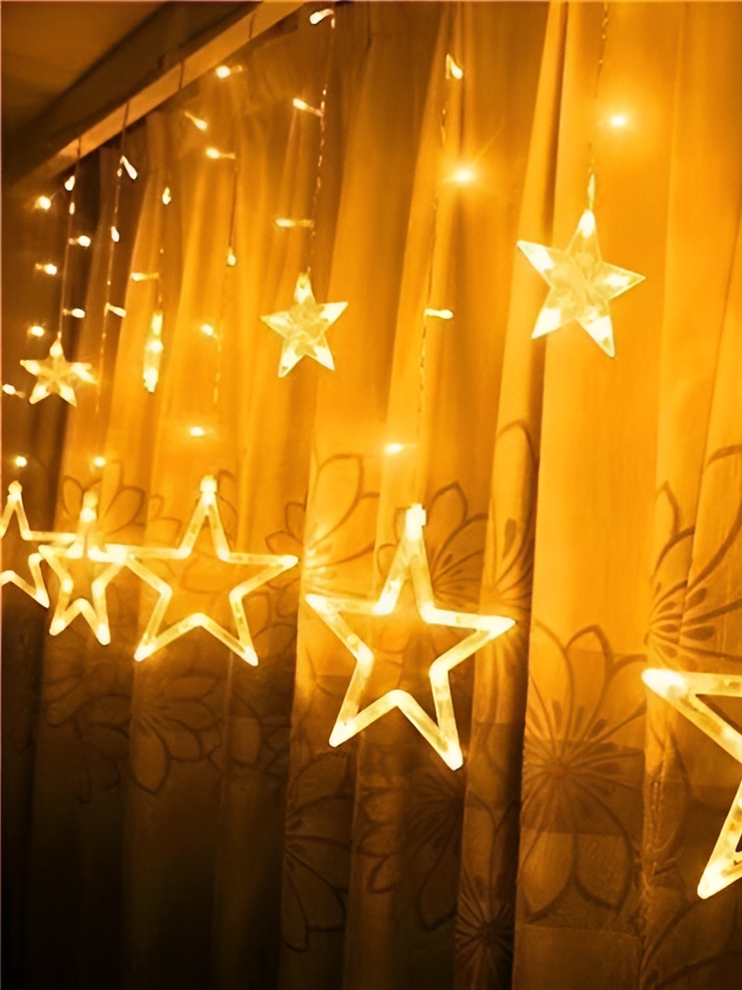 SPARK WORLD Yellow Star Shaped String Lights
