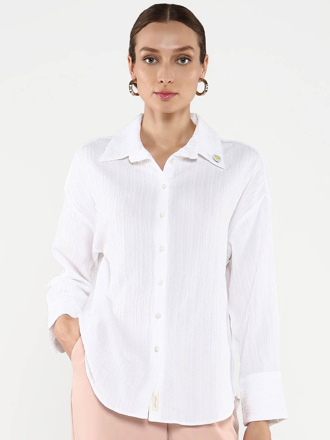 

RAREISM Women Comfort Boxy Self Designed Casual Shirt, White