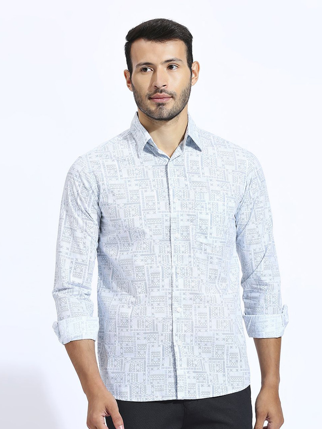 

Klub Fox Men Spread Collar Geometric Printed Cotton Slim Fit Casual Shirt, Blue