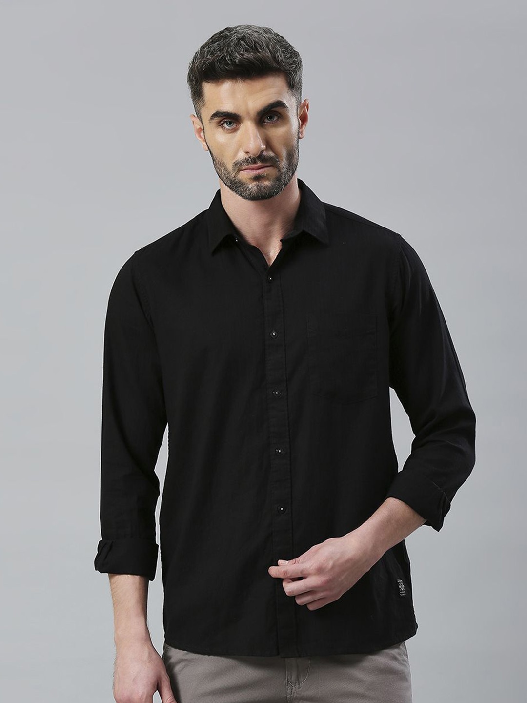 

Klub Fox Men Spread Collar Solid Cotton Slim Fit Casual Shirt, Black