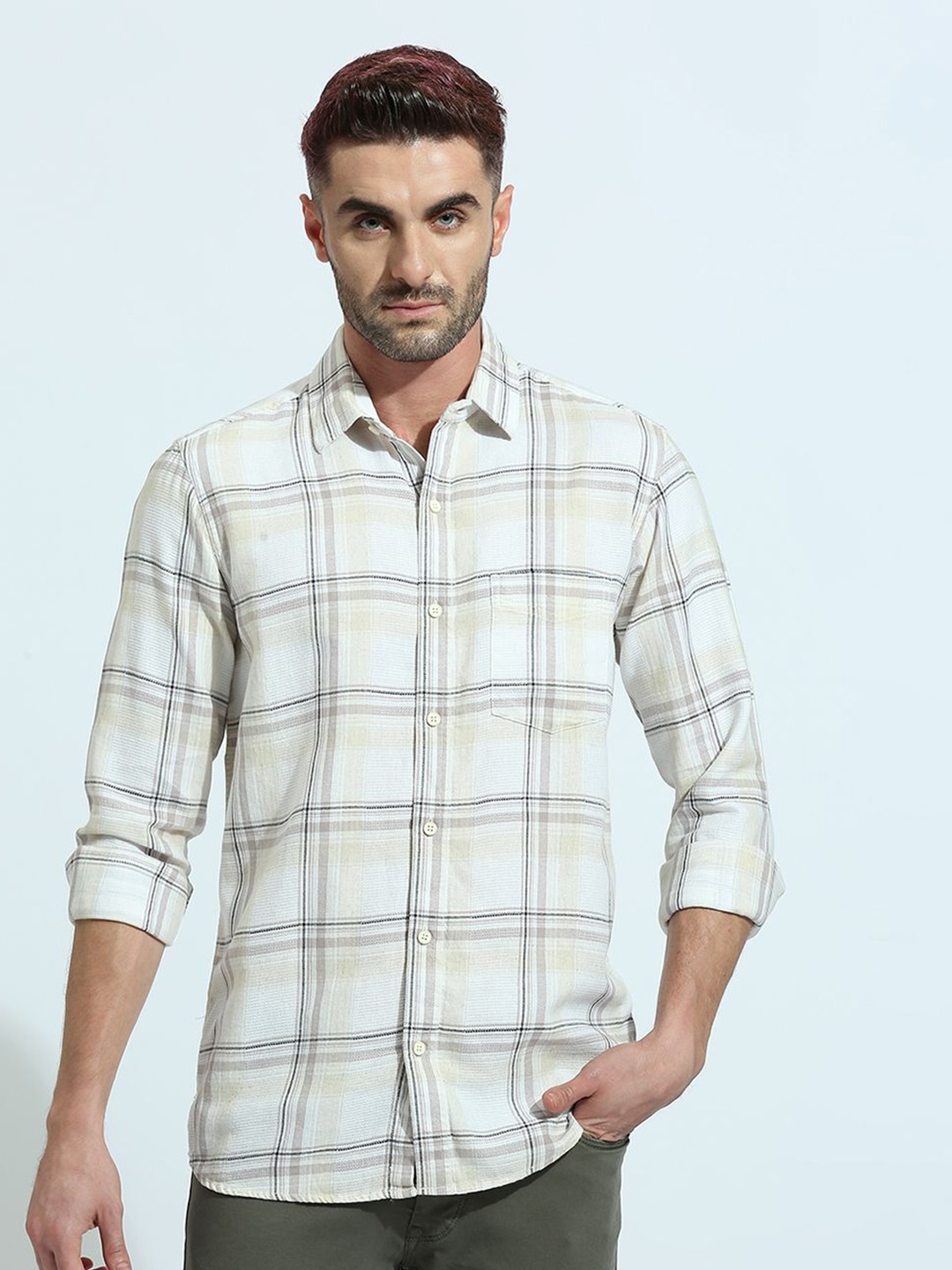 

Klub Fox Men Spread Collar Checked Cotton Slim Fit Casual Shirt, Beige