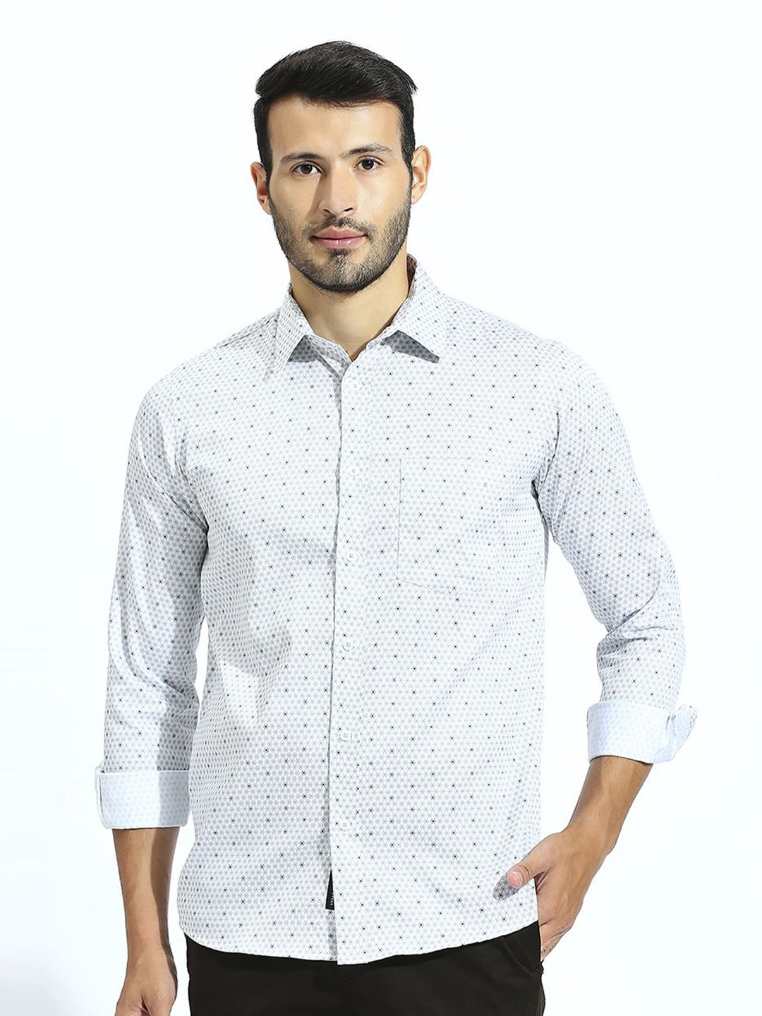 

Klub Fox Men Spread Collar Micro Ditsy Printed Cotton Slim Fit Casual Shirt, White