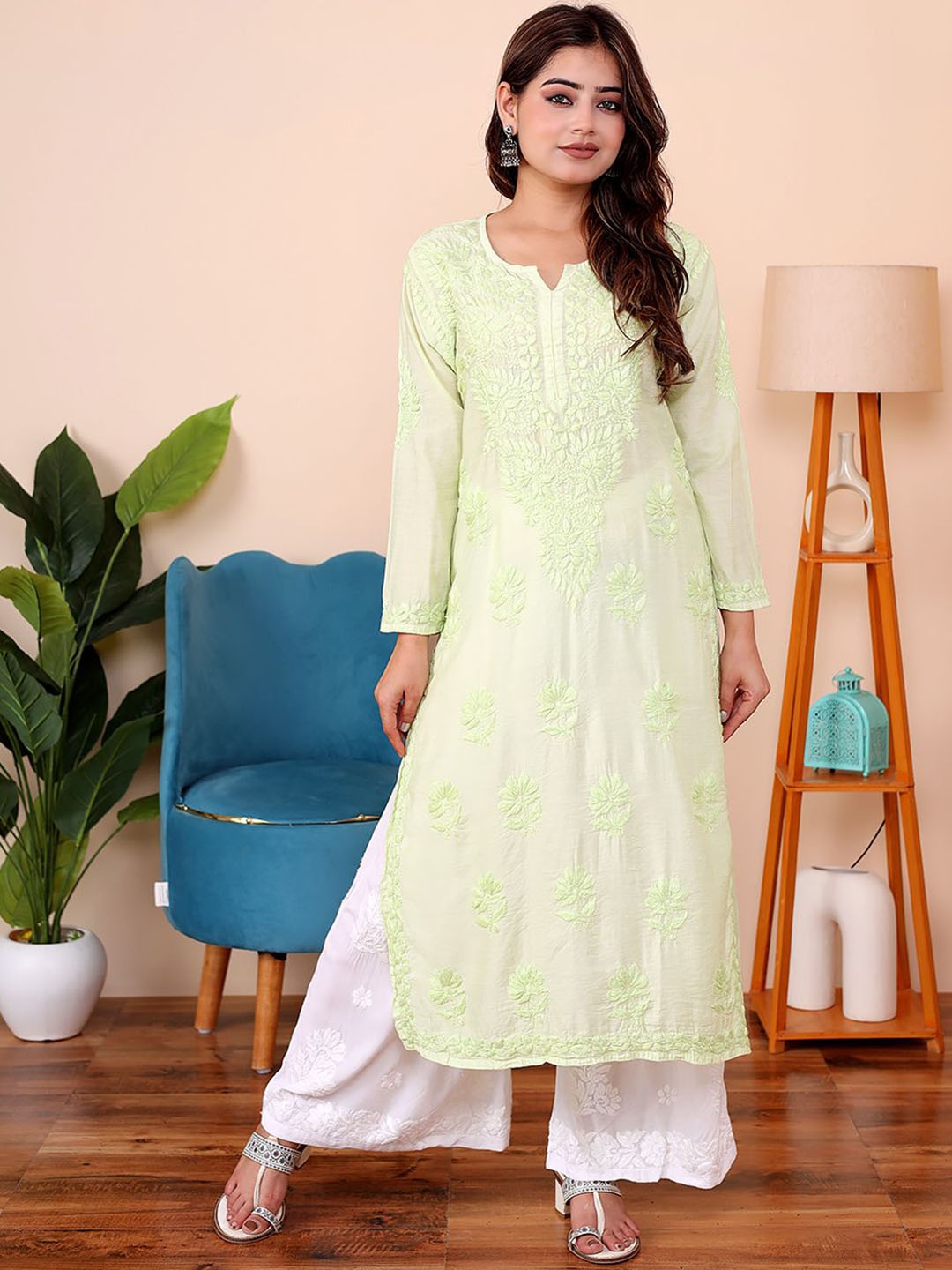 

The Chikan Label Notch Neck Chikankari Organic Cotton Kurta, Green