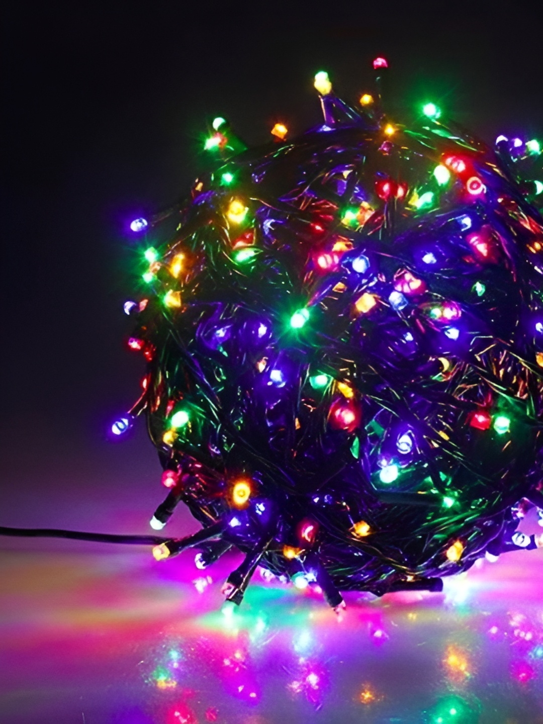 

ENORMITY Blue & Green Rice Shape String Lights