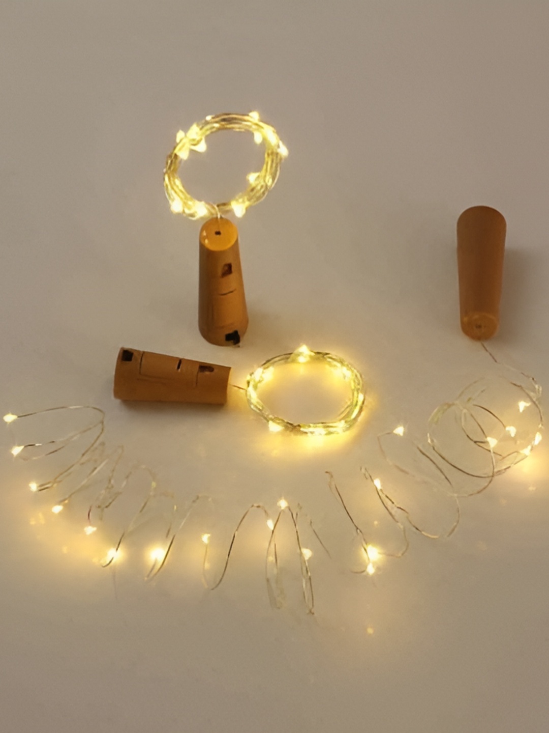

ENORMITY Yellow Rice Shape String Lights