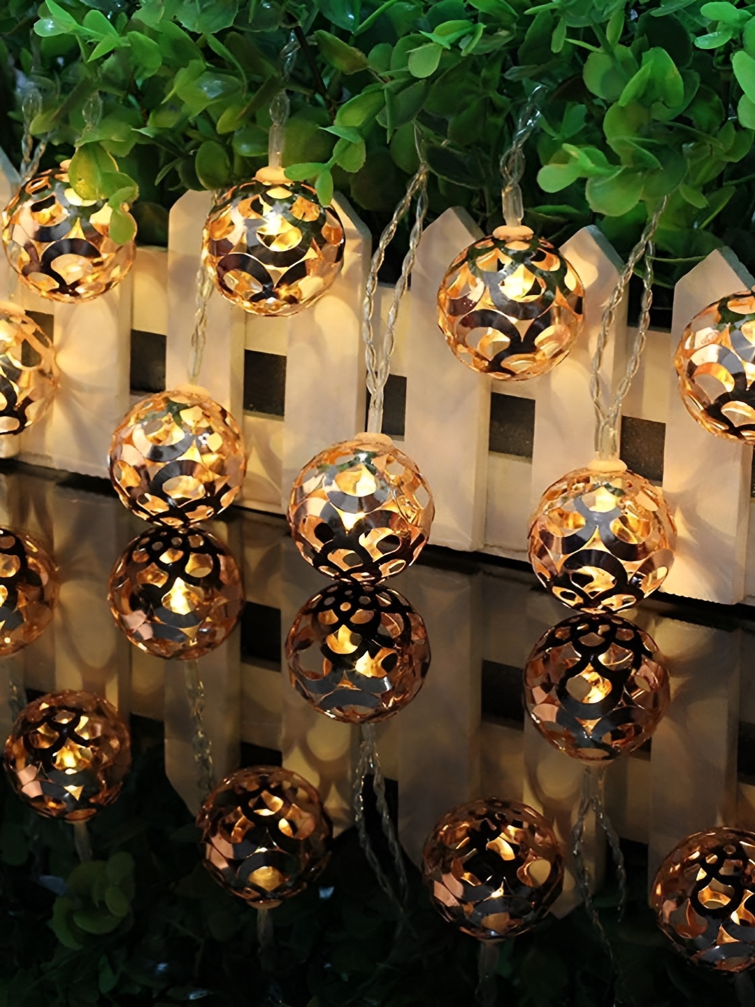

ENORMITY Gold Toned Metal Ball Shape String Lights